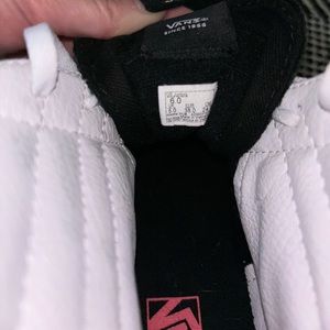 Faux Fur high top vans size W6